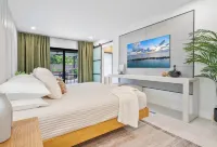 Modern Oasis Miami - luxury rental home close to airports, beaches & shopping.