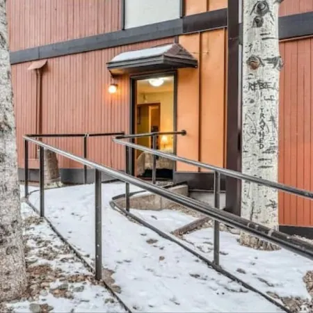 No Stairs To Heaven Condo - Snow Fire 107B