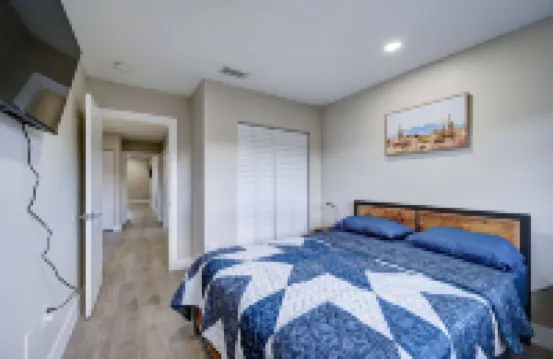 Modern cozy home! Single Family with game room, Pool & Patio.