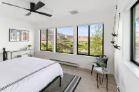 Brand New Palisade Listing - The Mesa ViewHouse!