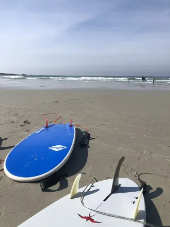 House Gîte 300 m from the beach Отели в г. Пенмарш