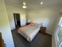 Central Murtoa Home with Lake view, family friendly.