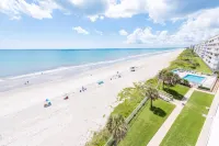 Beachfront Vacation Rental, Beautiful Views from the 6th story balcony.