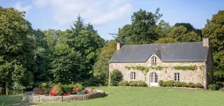 Gite parfait pour une réunion de famille, amis ou collegues Отели в г. Плюдюно