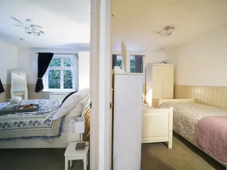 Bosuns Locker - A perfect holiday home in Port Isaac, sleeps 4+dogs Отели в г. Port Isaac