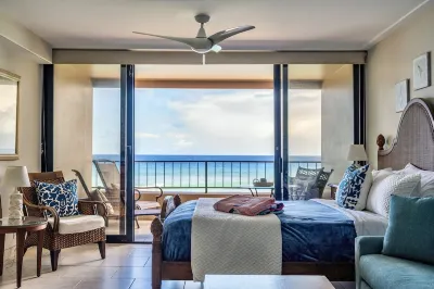 WOW! What a view!!! Oceanfront Condo in Ka’anapali! King Bed!