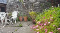 A stylish family house close to the centre of Hay-on-Wye Drover Cycles 주변 호텔