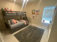 P.O.C TASTEFUL BARNDO- BRING BOAT AND FAMILY!! PERFECT LOCATION!