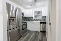 Wilton Lodge - 2/2 Modern, Free Wifi, Beautiful Backyard Hotels in Wilton Manors