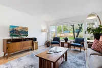 Alder House: Single Level Home in the Dundee Hills