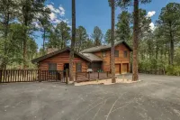 Silver Fox Inn Beautiful 5-bedroom Cabin w/hot tub Hotels near Ruidoso Winter Park