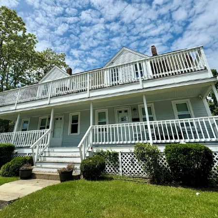LOCATION! Waterfront Retreat in historic downtown Plymouth Отели рядом с достопримечательностью «Plymouth Mayflower»