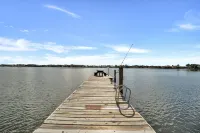 Wow! Waterfront condo & Boat dock@Palm Beach