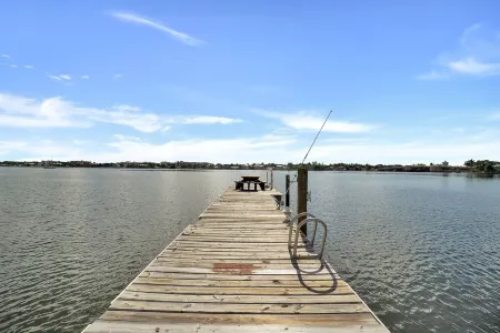 Wow! Waterfront condo & Boat dock@Palm Beach Отели в г. Лантана