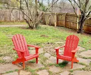 Herban Cottage - the thoughtful place Hotel dekat Mark Trail Park and Recreation Center