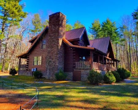 Simply Southern Cabin Summer Fun Awaits!! Hotels in Bluestone River