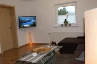 Small Vacation Apartment (65m²) with "beautiful view" Garden with Playground Hotel a Waldeck