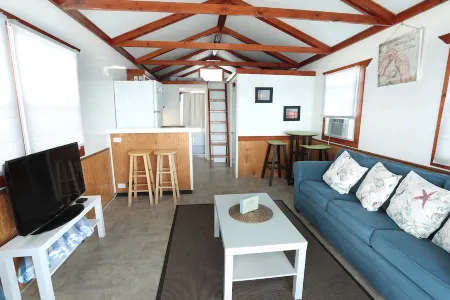 Waterfront Sunset View Aqua Villa at Conch Shell @ Mangrove Resort LLC