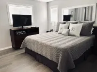 Bernard's Landing, Closest to Lake, Two Comfortable King Size Beds!