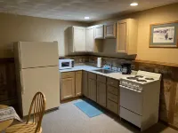 Efficiency Apt between Cornell, SUNY Cortland -Handicap Accessible