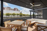 Adrift at The Cove - Houseboat in Downtown Wilmington, NC