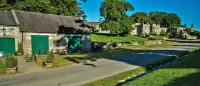 Detached Stone Cottage with a Private Indoor Pool (Not Shared) Отели в г. 