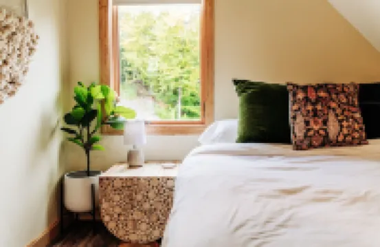 Lakeview☀️Near Stowe🥾4 Bedroom👨‍👩‍👧‍👦Hot Tub🥂Mountain View🏔Canoe🛶Game Room🎱Swimming🏊‍♀️