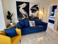 Unit 6 Premium 1 Bedroom King Pool View Suite, King Bed, kitchen, pool view