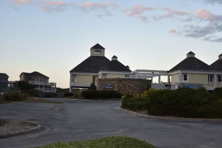 5 Br Nags Head Second Row Beach House
