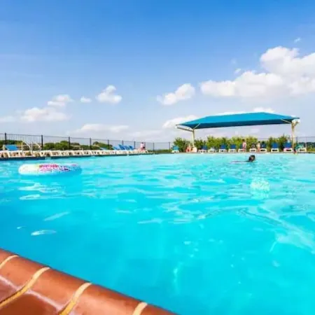 Incredible Waterfront! Relaxing!- Swim & Fish, Pool Access