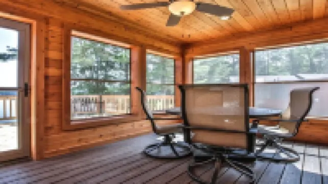 Whitetail Ridge: Lakefront Home, FREE Wi-Fi/Firewood, Generator, No Cleaning Fee