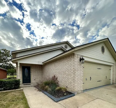 The 19th Hole Отели рядом с достопримечательностью «Eskimo Hut - Frozen Daiquiris To-Go»