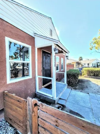 🌊King bed - near SoFi and LAX - free onsite parking