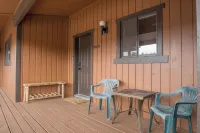 Spacious 3Bed condo 5 min from Winter Park, walk 2 Town & steps from bus stop!