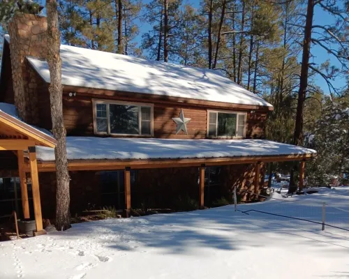 Lone Star Lodge in Whispering Pines w/ Mountain View - Epic Pickleball Fun!