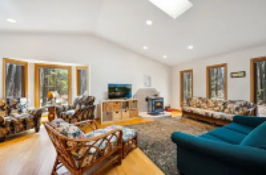 Cozy Cottage in the Woods