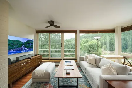 Simba Run Condo. 2 bedrooms