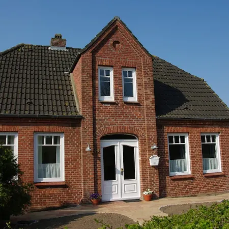 Exclusive Friesenhaus with sea views, sauna, wireless, disabled