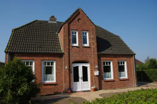 Exclusive Friesenhaus with sea views, sauna, wireless, disabled