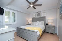 OCEAN FRONT Gem w/Pools, Movie Theater, Game Room, SunsetCove at SeaWatch