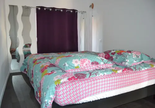"I jazz the colors in Albi", 2 bedroom apartment, right in the center of ALBI