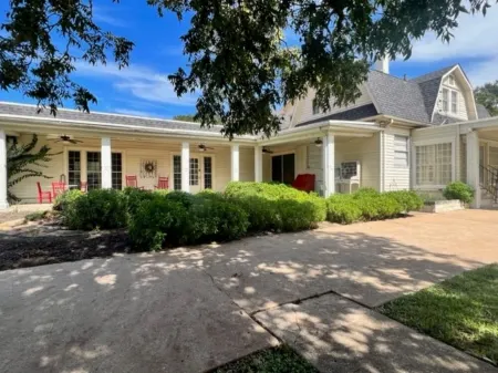 Hall House: A Century of CharmCome relax in a beautiful piece of Texas history