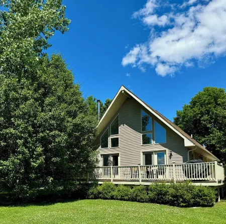 Charming 3-bedroom house in the Catskills-Sleepy Hollow Lake community