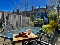 Stylish semi detached 3 bed home with garden