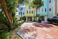 Mariners Club Townhouse, Unit 603, Epic Amenities, Tennis & Indoor Pickleball