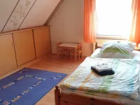 Familienfreundliche Ferienwohnung im Herzen von Ostfriesland Inkl. W-lan Hotels in Westerholt