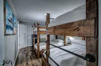 Lake Harbor Landing - Cozy Cottage on the Rez