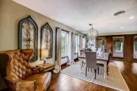 Sandy Feet Retreat on LBJ - Pool, Hot Tub, Kayaks