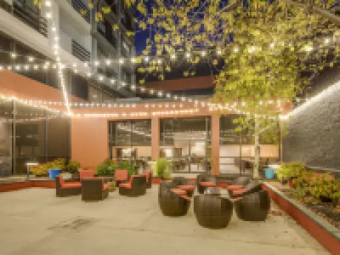 Doubletree by Hilton Huntington Hotels in Cabell County