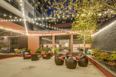 Doubletree by Hilton Huntington